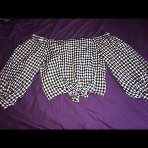 FOREVER 21 Off the shoulder crop top